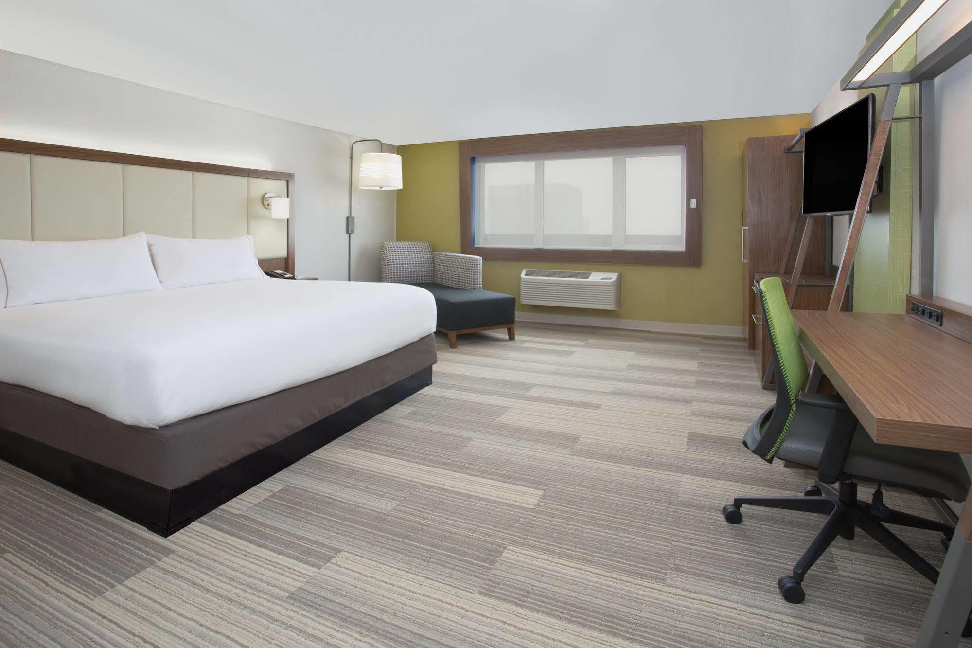 Holiday Inn Express & Suites - Cincinnati Ne - Red Bank Road By Ihg Exteriér fotografie